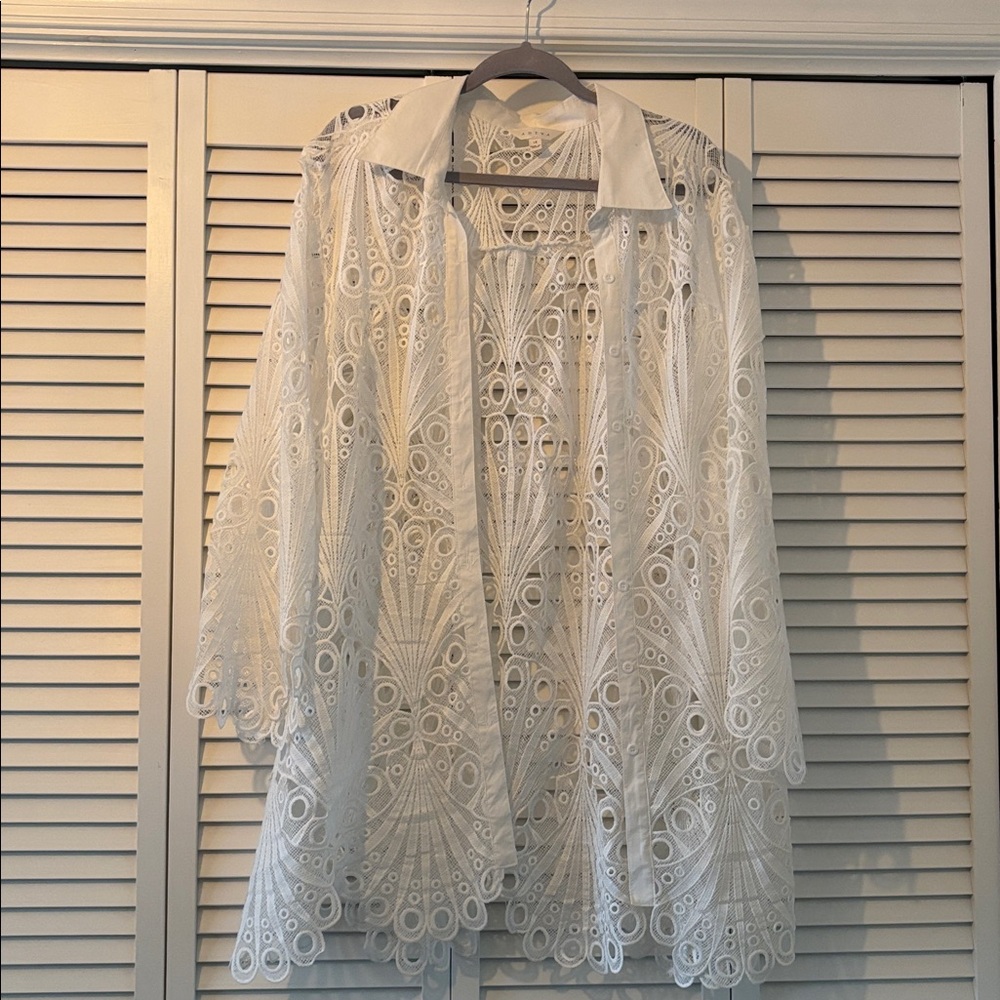Adiva Ivory Lace Top
